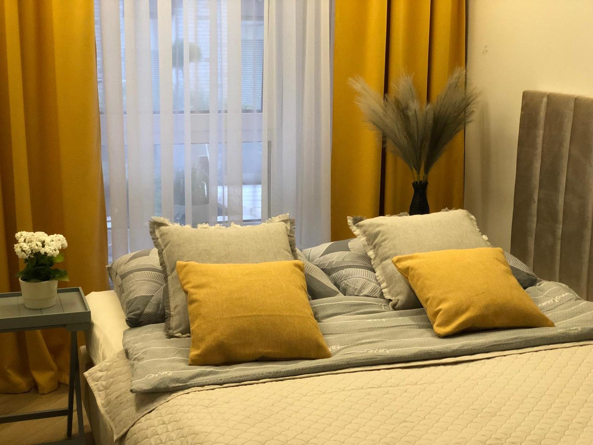 Komfortowe Apartamenty Kielce Klonowa ,Ogrodek, Garaz Podziemny, Samodzielne Wejscie Na Kod 24H Exterior foto