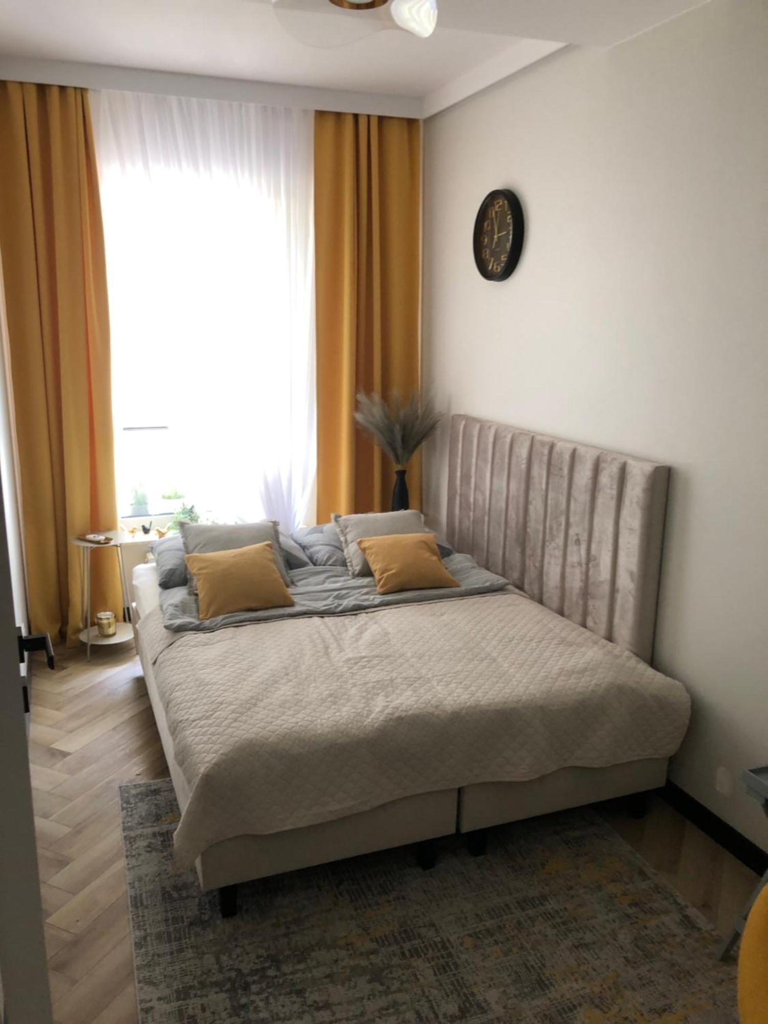 Komfortowe Apartamenty Kielce Klonowa ,Ogrodek, Garaz Podziemny, Samodzielne Wejscie Na Kod 24H Exterior foto